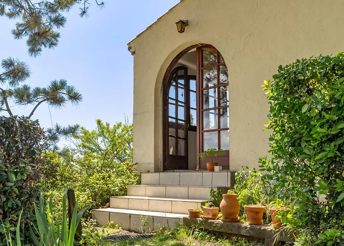 Prázdninový dům Maison Avec Jardin Proche *